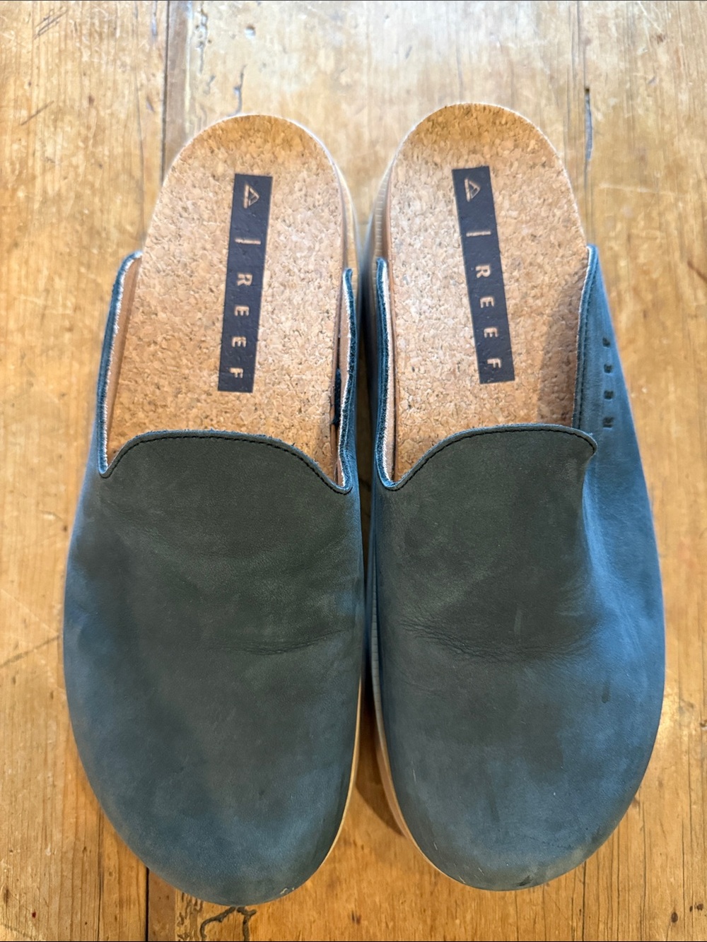 Reef platform clogs